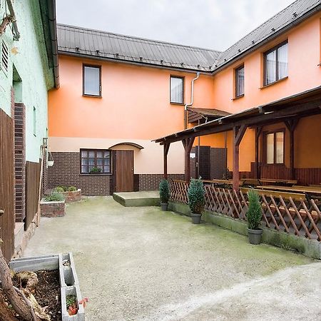 Penzion Ostrava-Levne Ubytovani Exterior photo